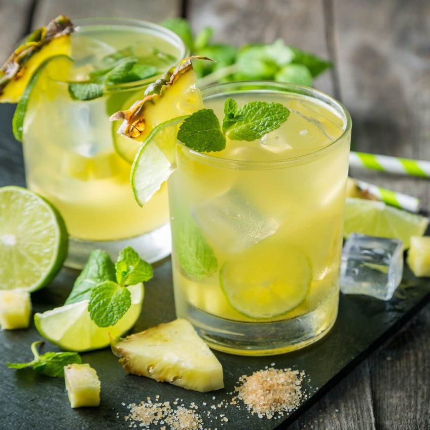 Pineapple fizz - drink na rumie