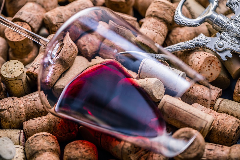 Jak sprawdzić, czy wino jest zepsute?