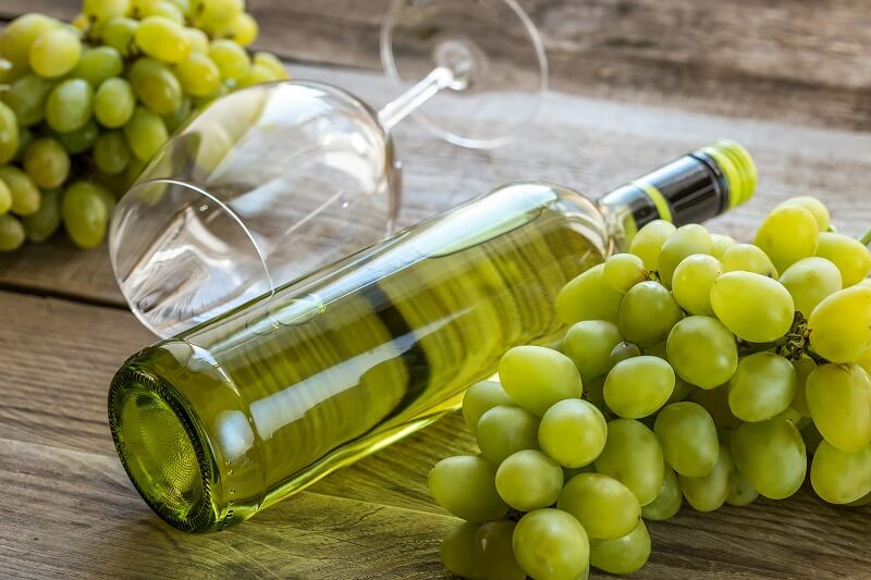 Jak dobrać dobre wino do jedzenia?
