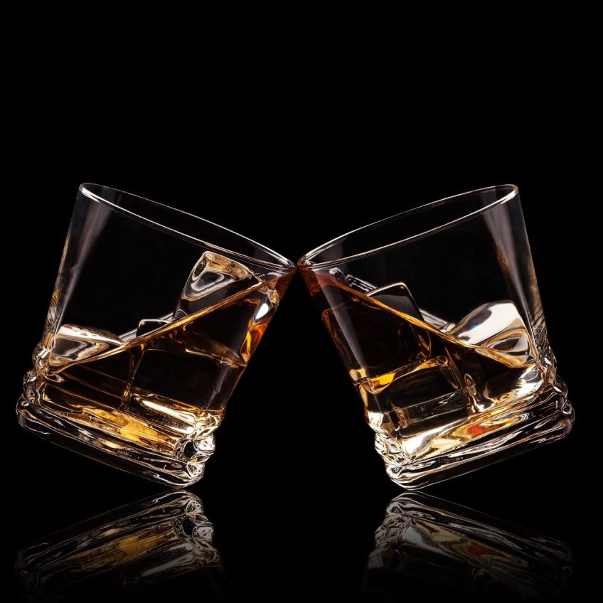 różnice między bourbonem a whisky