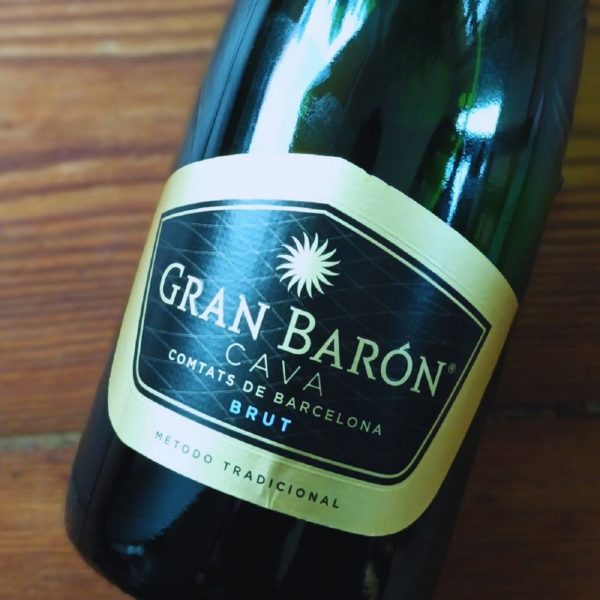 Gran Baron Brut Cava – wino musujące z Żabki. Degustacja