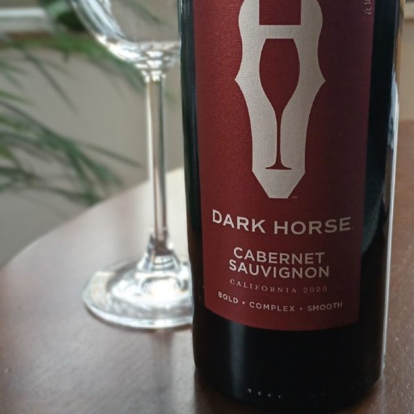 Dark Horse Cabernet Sauvignon - czerwone wino z Żabki. degustacja. test. recenzja