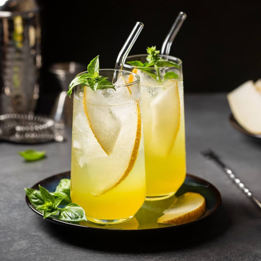 Szybki i łatwy drink na ginie o smaku mango.