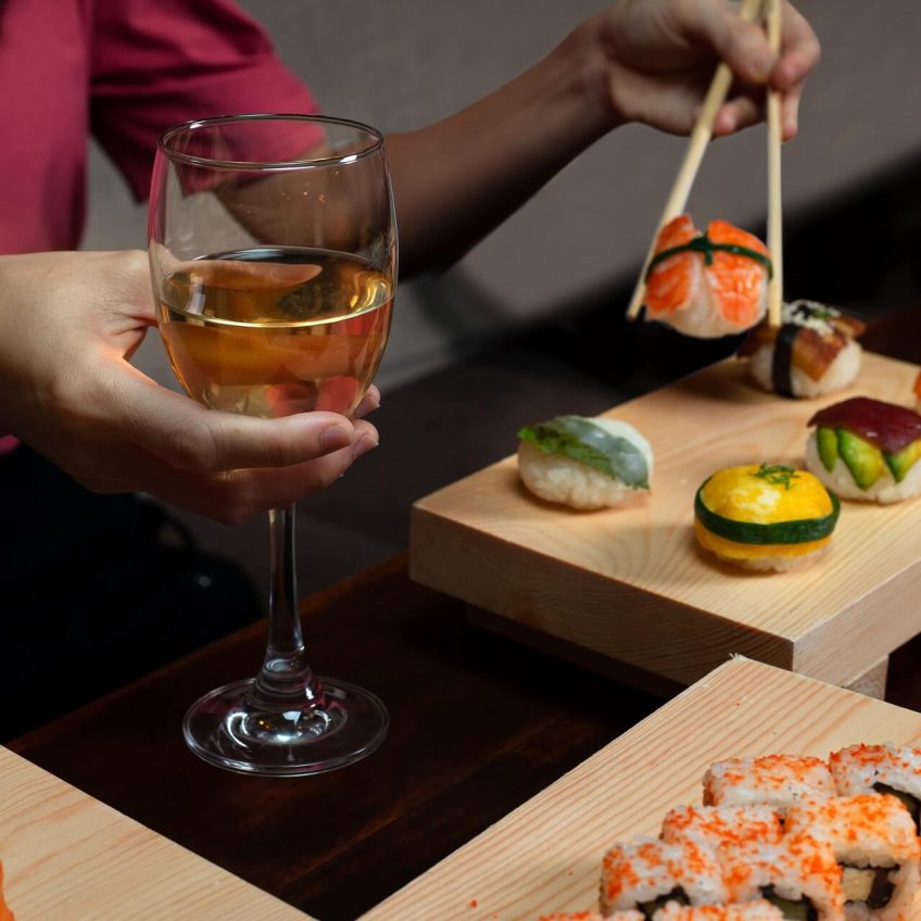 Jak dobierać wino do sushi?