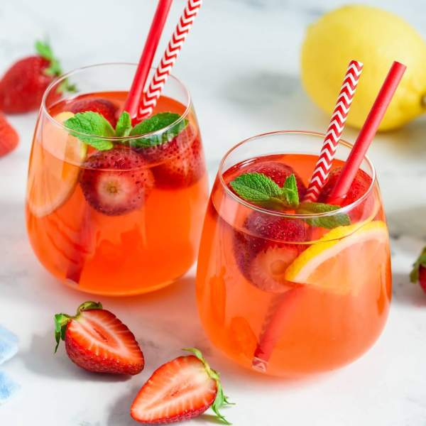 drink z truskawkami z nutą bazylii